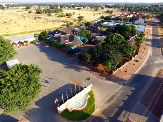 Cest Si Bon Hotel Otjiwarongo Εξωτερικό φωτογραφία