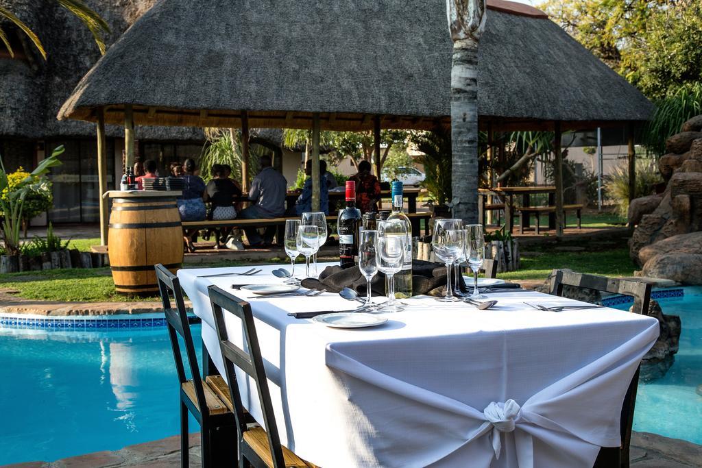 Cest Si Bon Hotel Otjiwarongo Εξωτερικό φωτογραφία