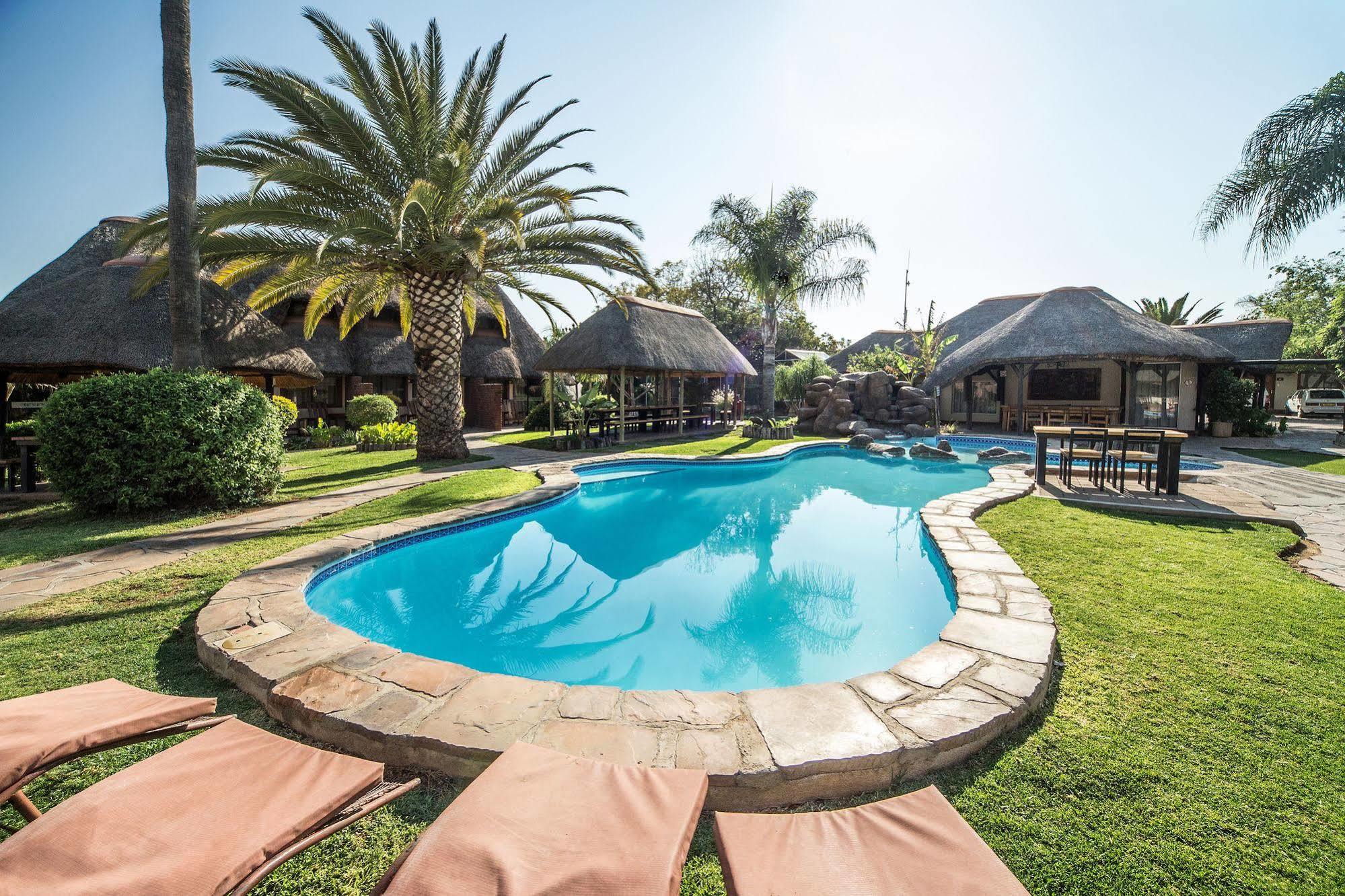 Cest Si Bon Hotel Otjiwarongo Εξωτερικό φωτογραφία