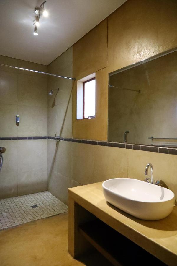 Cest Si Bon Hotel Otjiwarongo Εξωτερικό φωτογραφία
