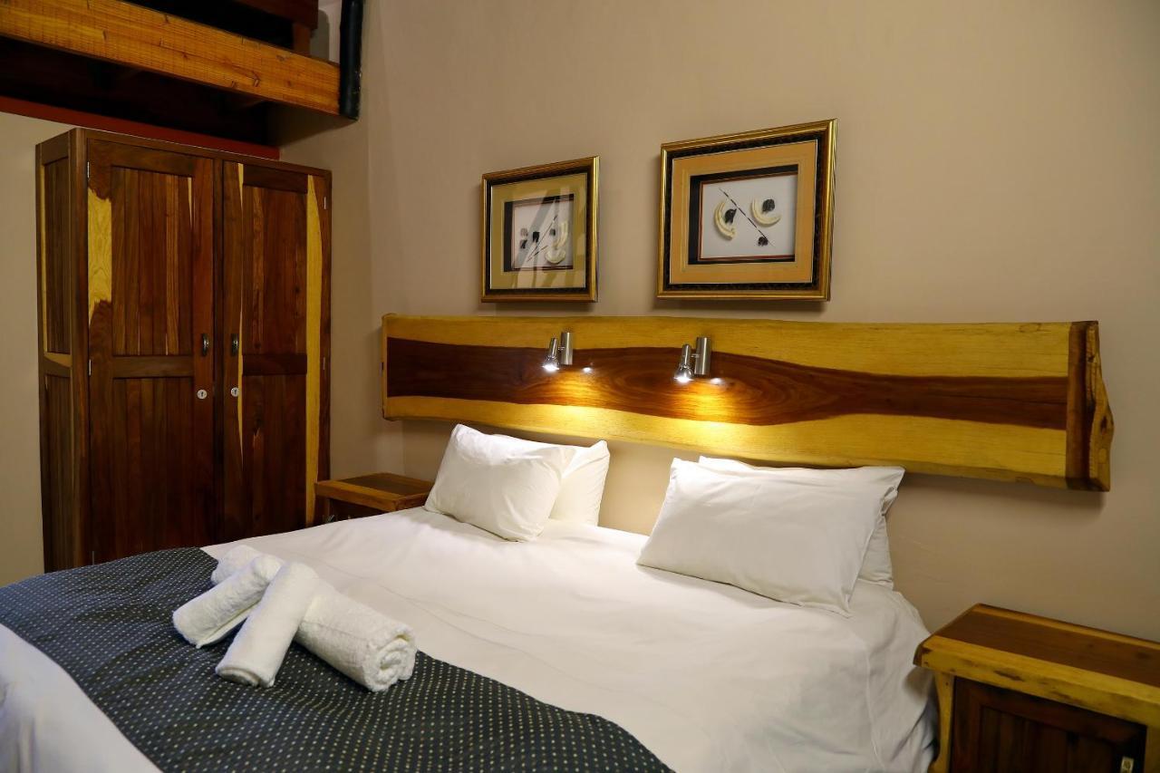 Cest Si Bon Hotel Otjiwarongo Εξωτερικό φωτογραφία