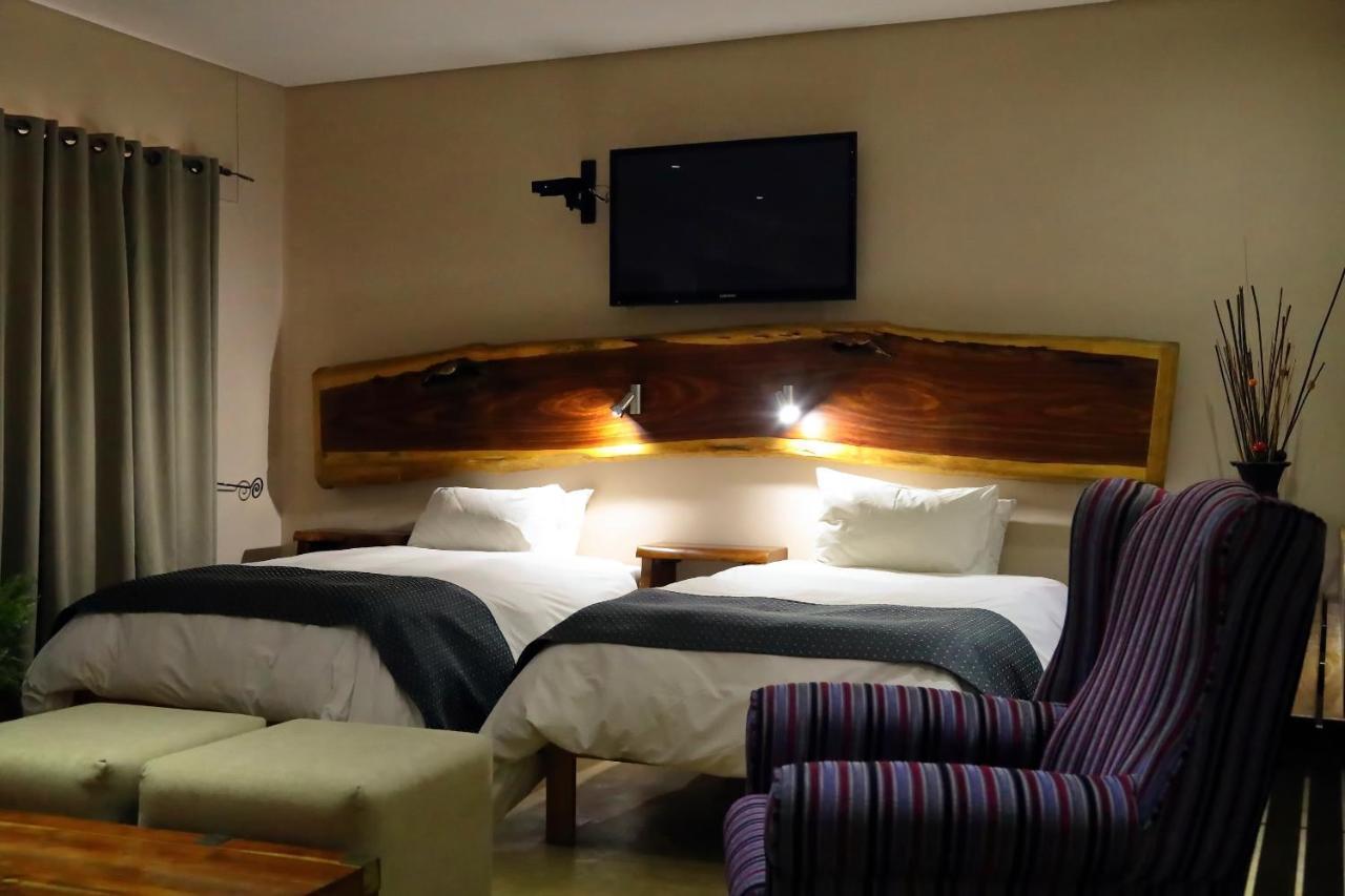 Cest Si Bon Hotel Otjiwarongo Εξωτερικό φωτογραφία